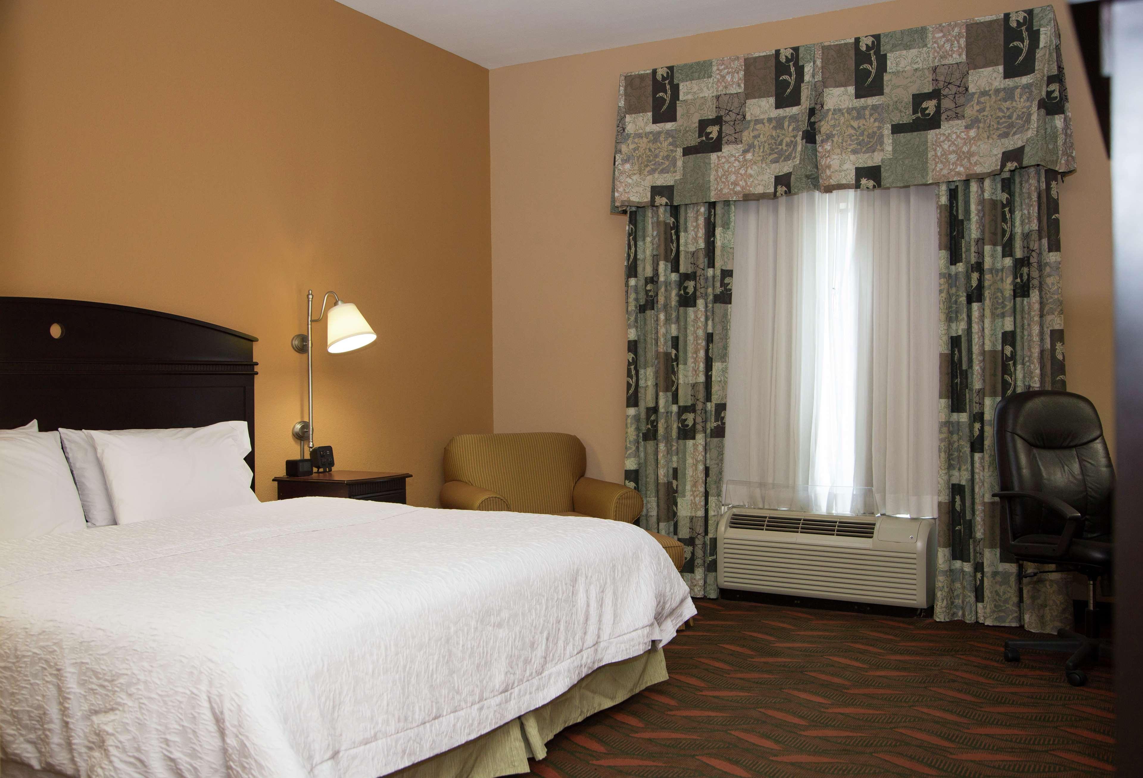 Hampton Inn & Suites Houston Rosenberg Exterior foto